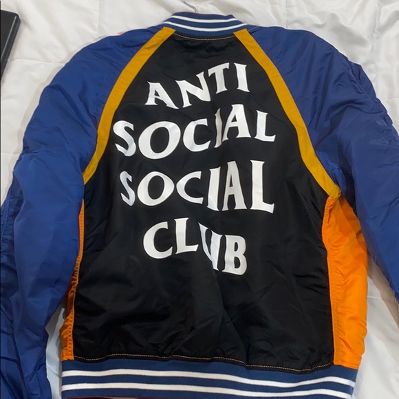 Anti social social club goku bomber - Picture 2 of 3